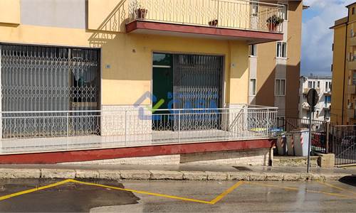 Ufficio al piano terra 
