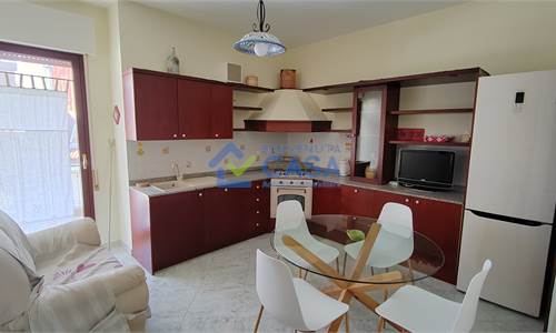 Appartamento rifinito con vista panoramica.